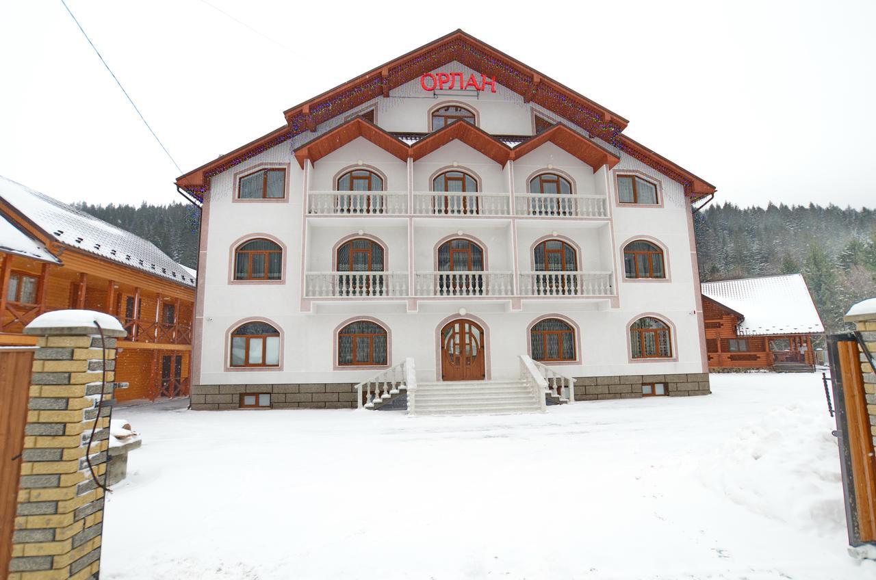 Apart-hotel ORLAN Mykulytschyn Exterior foto