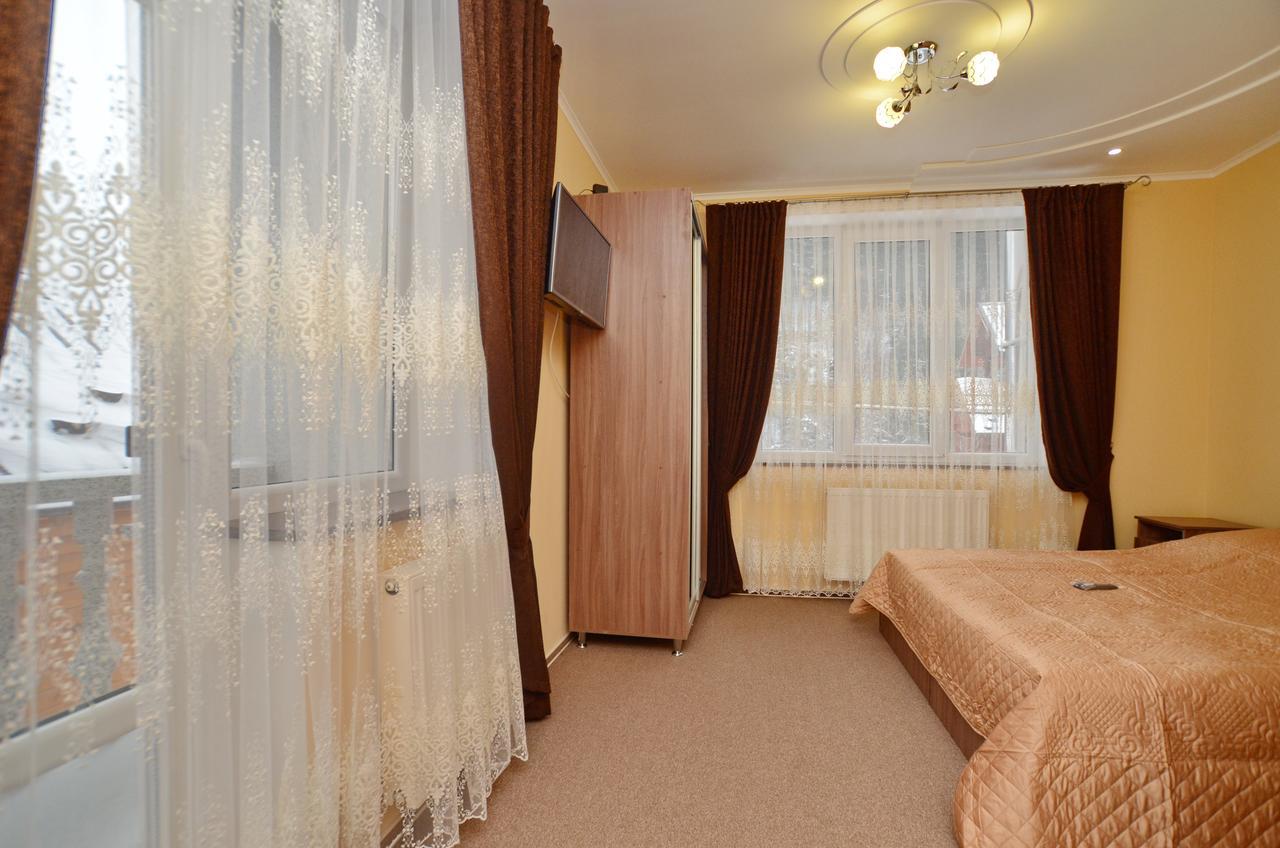 Apart-hotel ORLAN Mykulytschyn Exterior foto