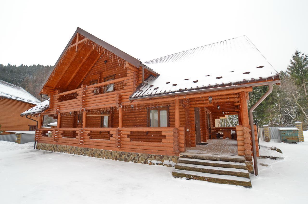 Apart-hotel ORLAN Mykulytschyn Exterior foto